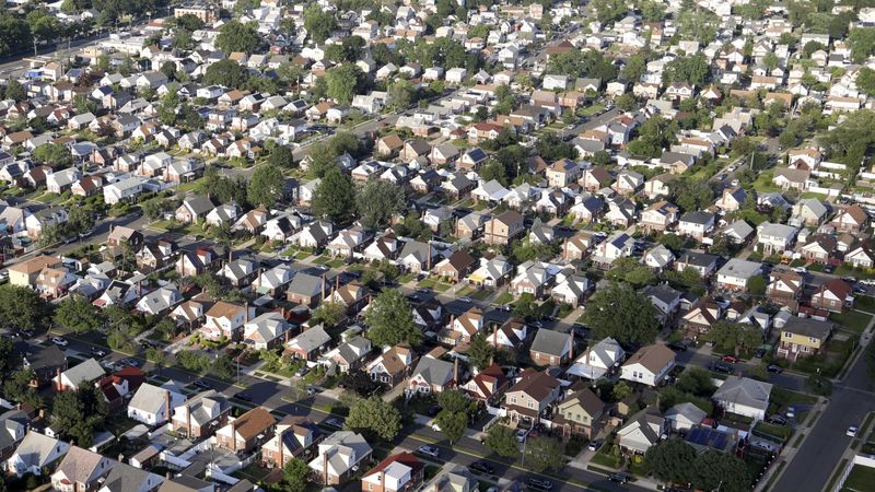 How to End the War Over the Future of the Suburbs