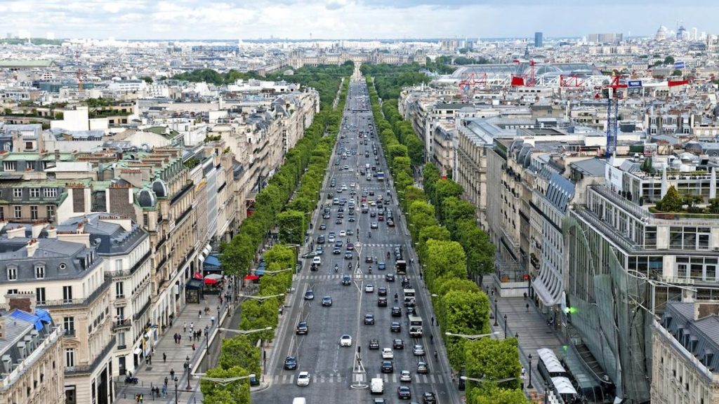 ChampsElysees-1024x576