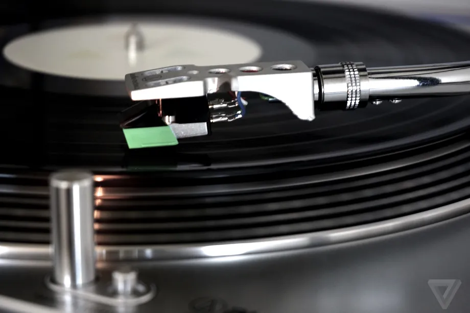 Here’s how the Internet Archive digitizes 78rpm records