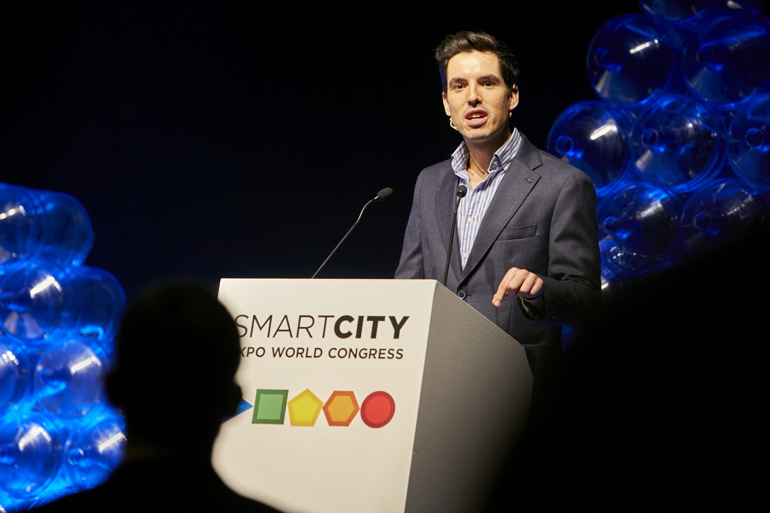 André Guimaraes, Ubiwhere | Cities as Living Organisms: Activating the City Nervous System André Guimaraes, Ubiwhere | Cities as Living Organisms: Activating the City Nervous System