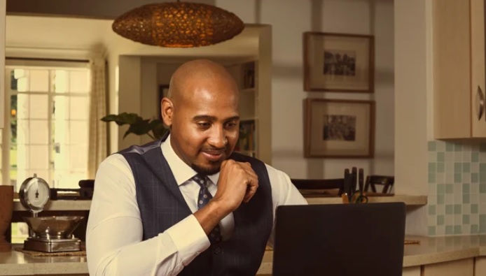 Smart cities, doughnut cities and reimagining the future