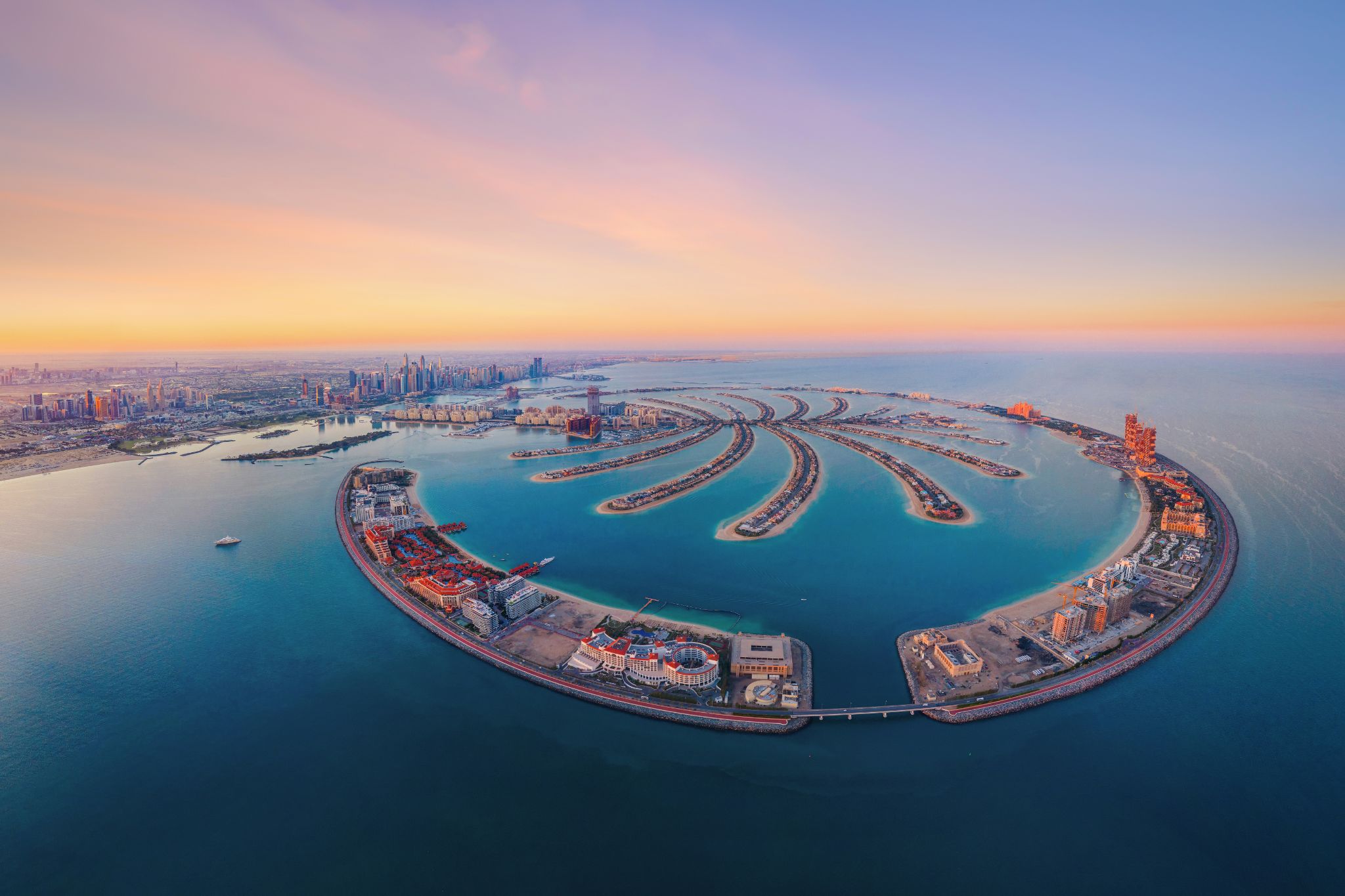 What happened to Dubai man-made islands?