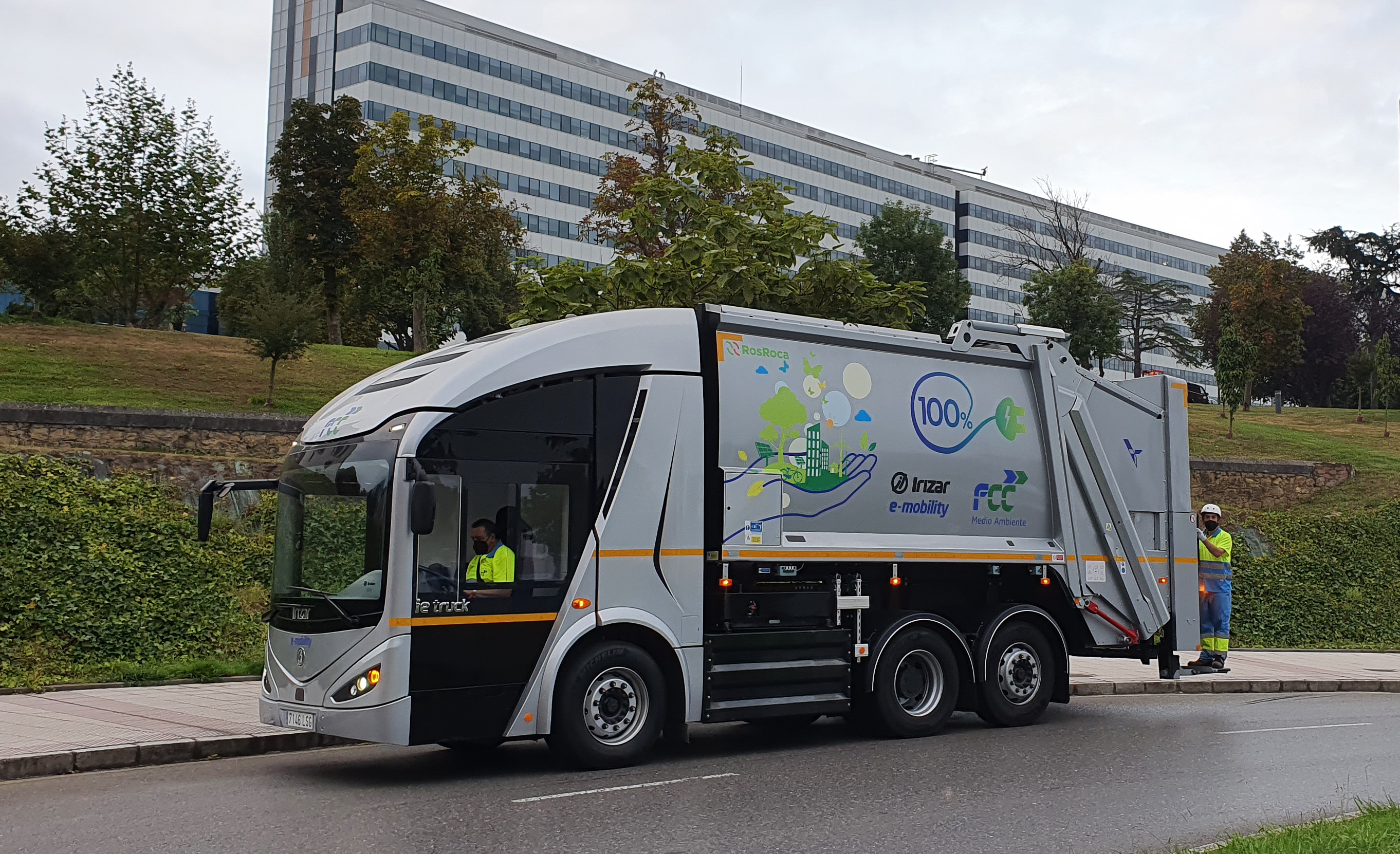 FCC ENVIRONMENT. For 120 years FCC Environment/Medio Ambiente has been delivering municipal services and comprehensive waste management, serving over 60 million people in more than 5,200 municipalities around the world.