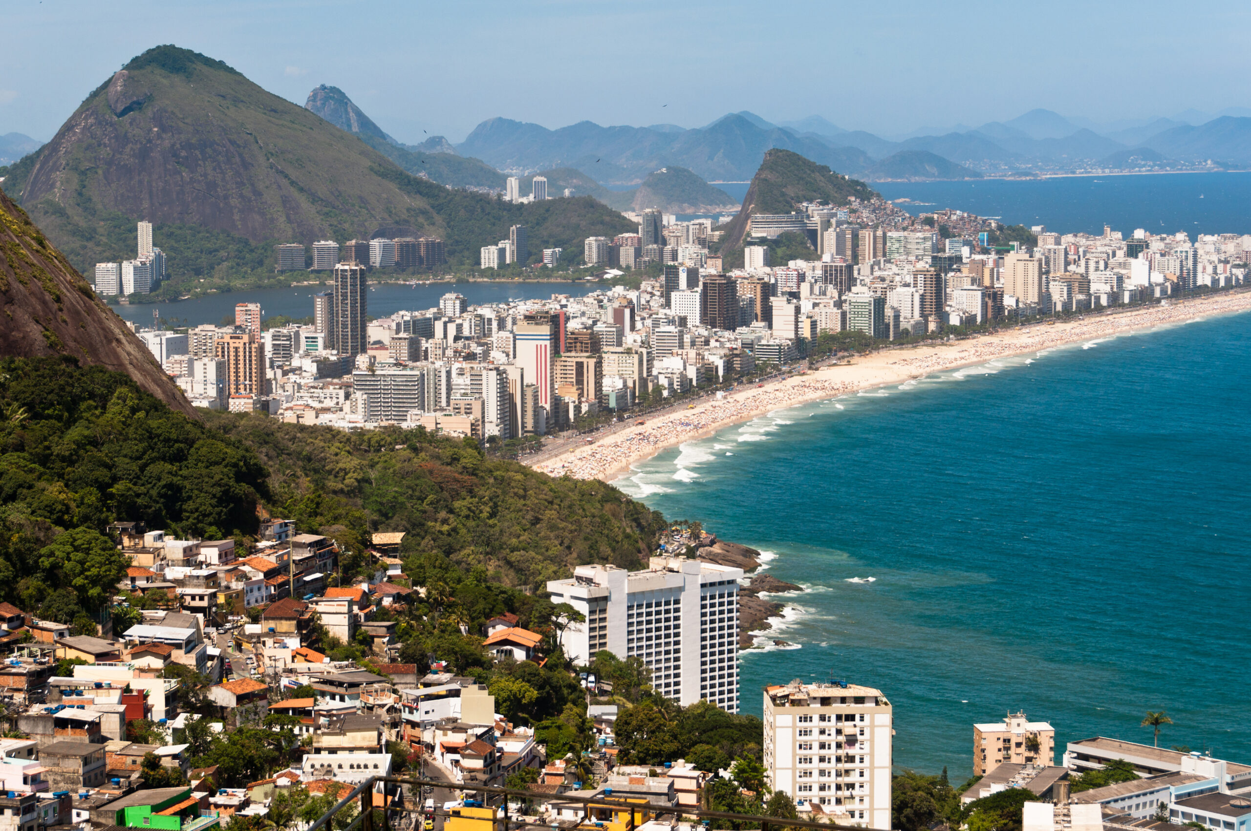 Rio de Janeiro and Singapore: The citizen as a transforming agent