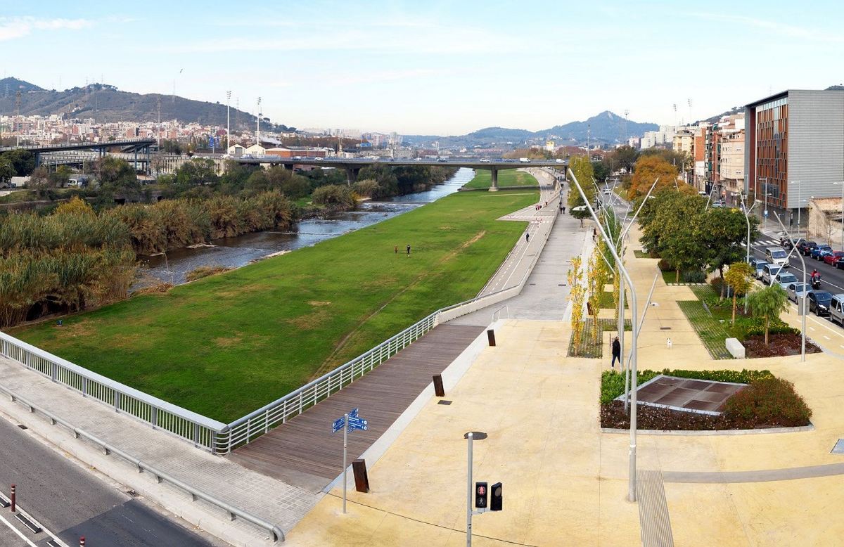 Adding Momentum to Sound Urbanisation