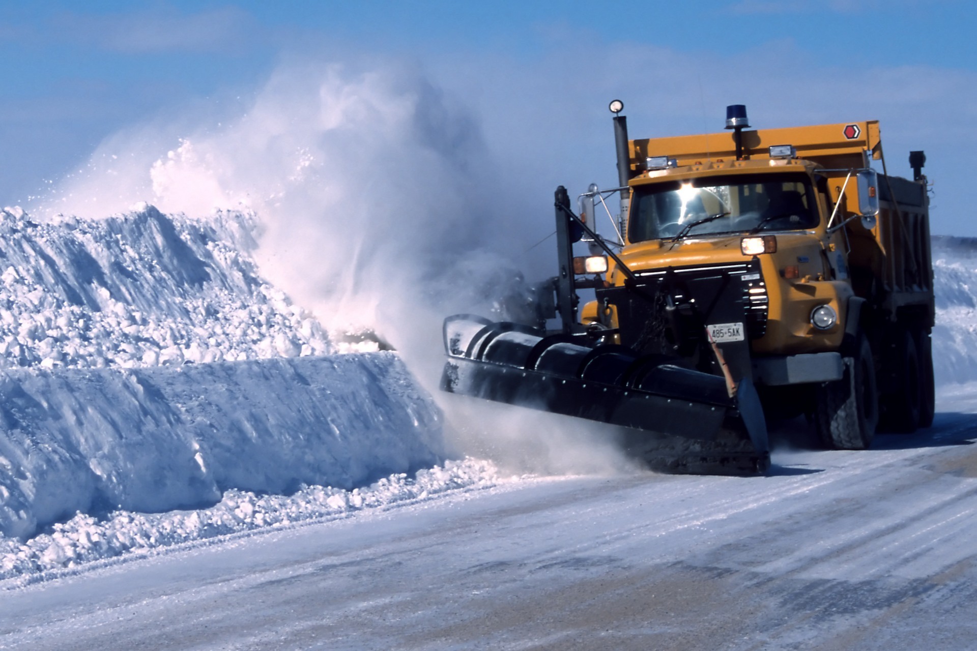 Cómo ayuda la tecnología a retirar la nieve de las carreteras