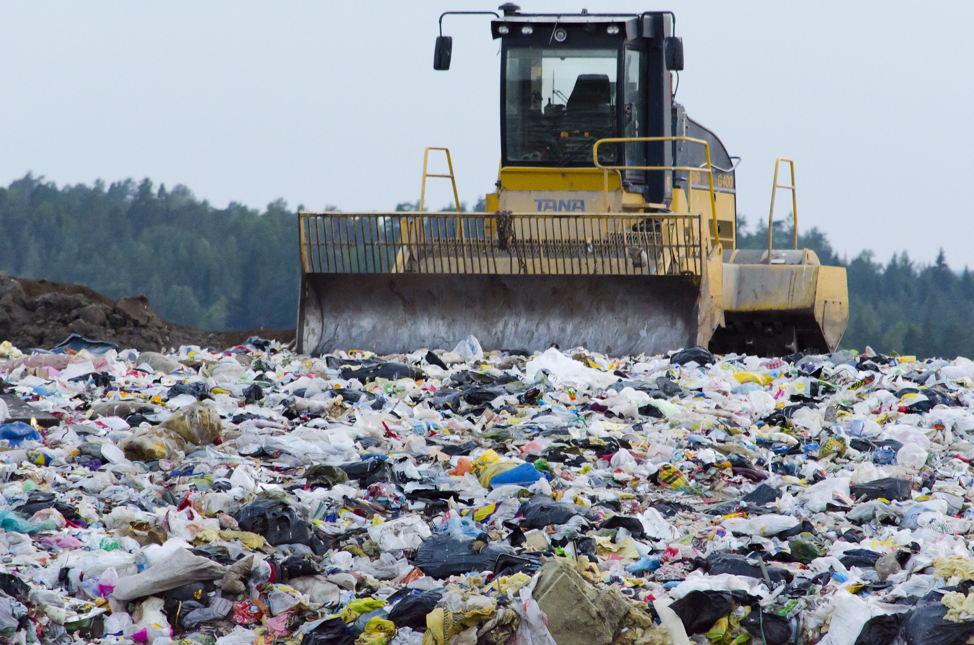 What is sustainable waste management and why should cities embrace it?