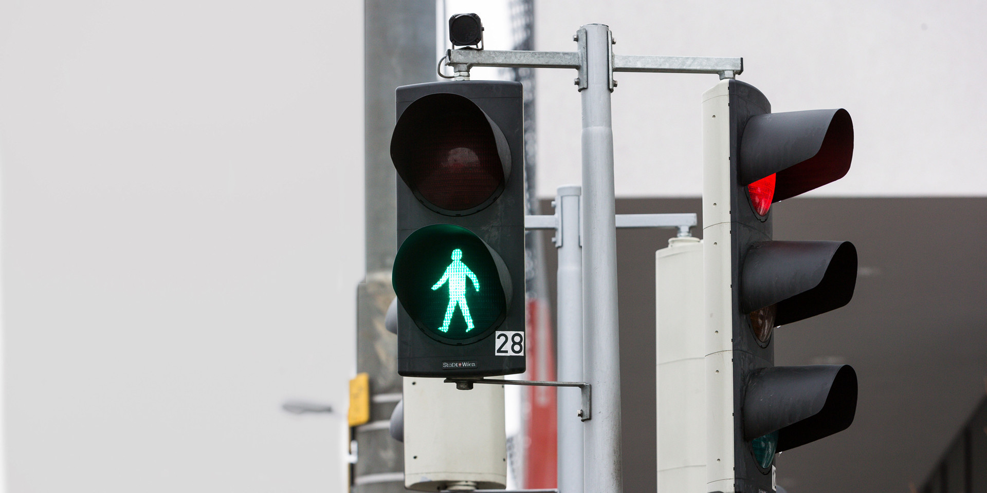 Vienna will install smart traffic lights that will recognise when pedestrians want to cross the street